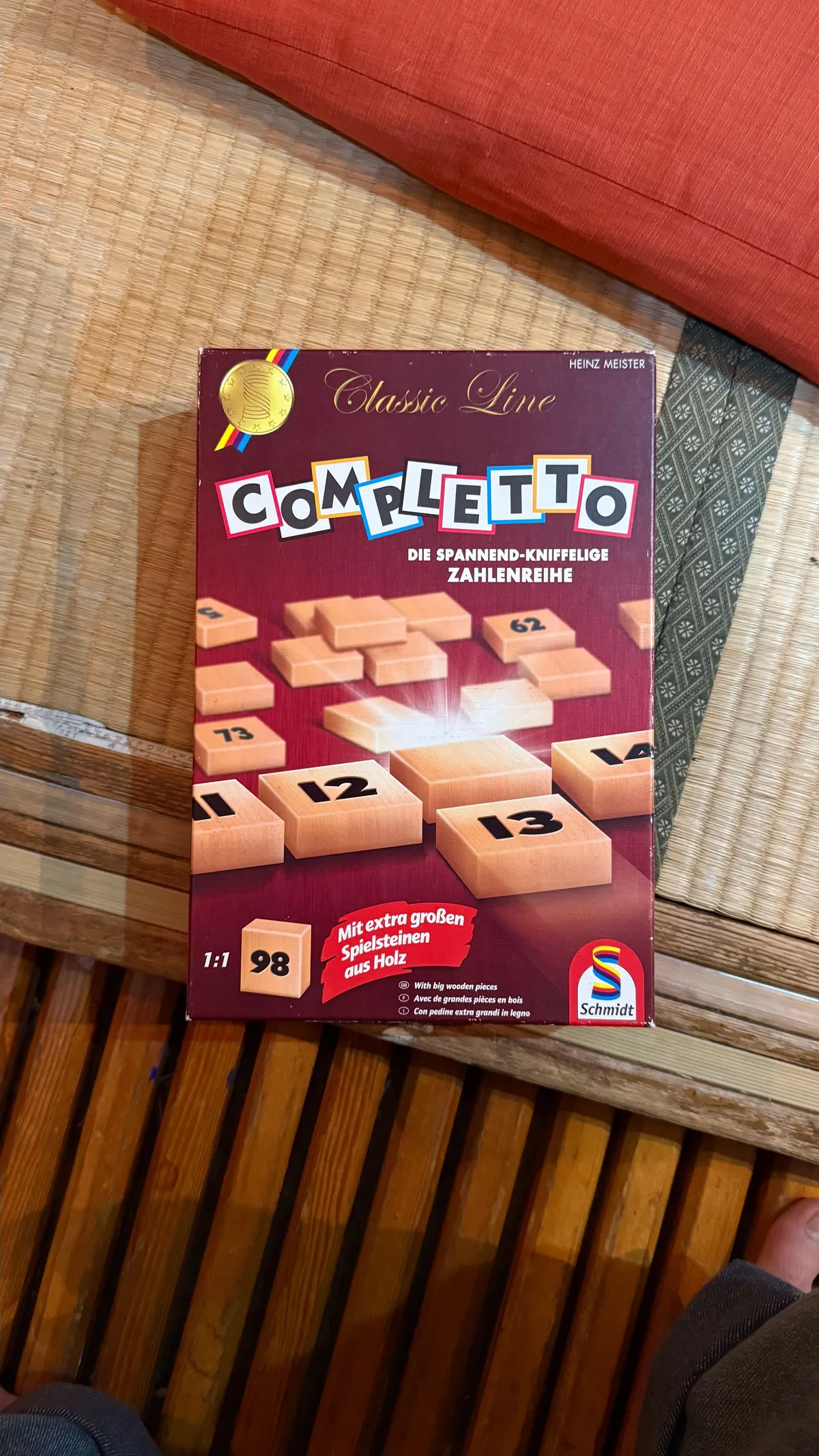 COMPLETTO (コンプレット)